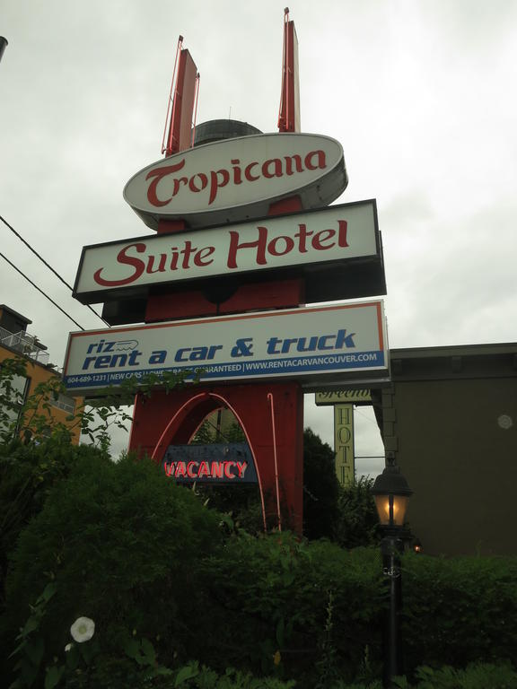Tropicana Suite Hotel Vancouver Esterno foto